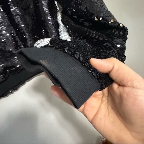 Hard Rock Cafe Black and Gold Sequin Jacket - Picture 10 of 14